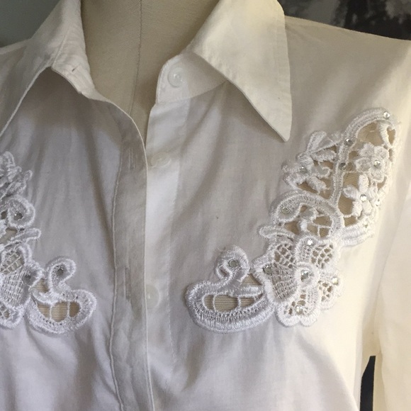 Guess Button Down Shirt. Long sleeves Size SP - Picture 2 of 8